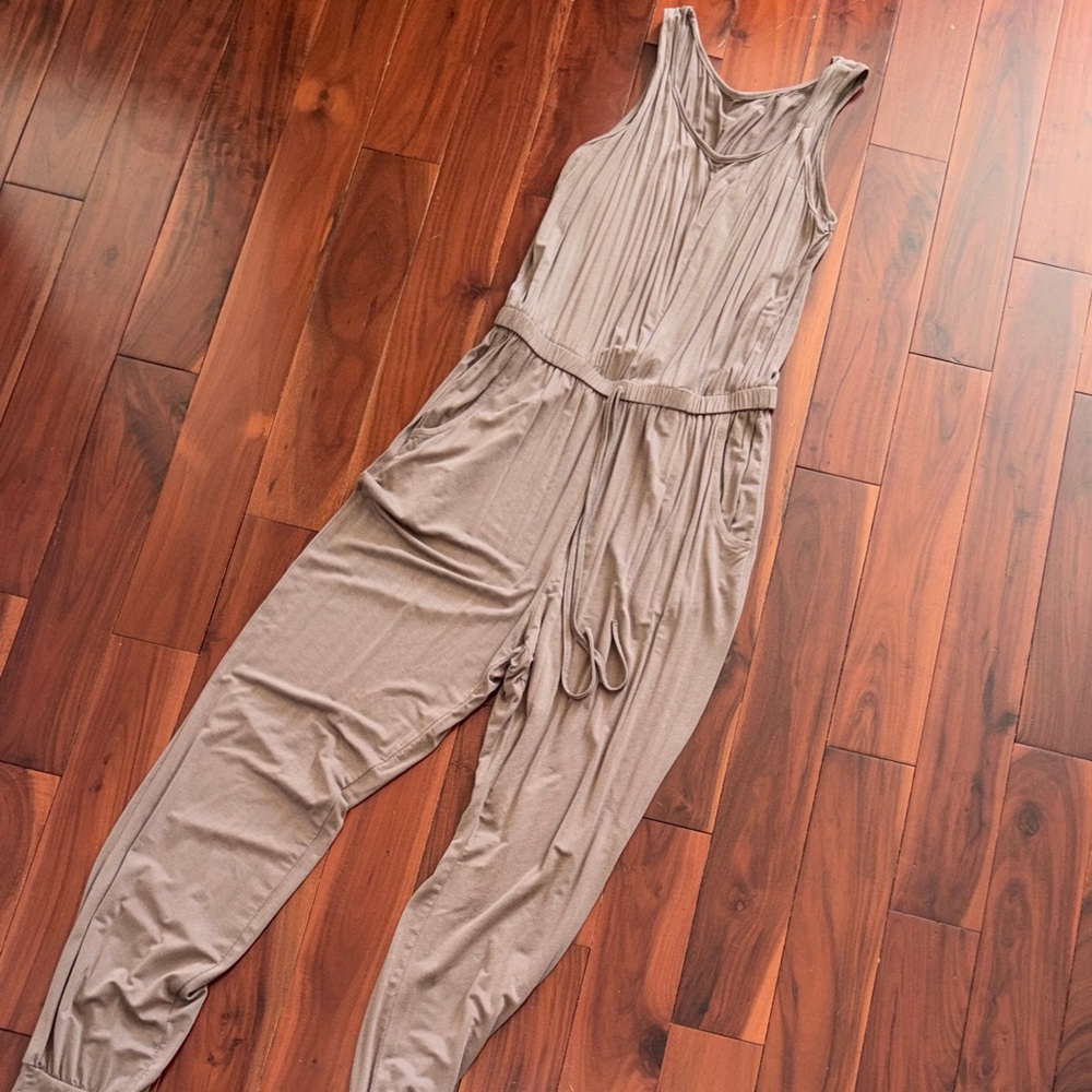 Women’s Jumpsuit with Drawstring Waist